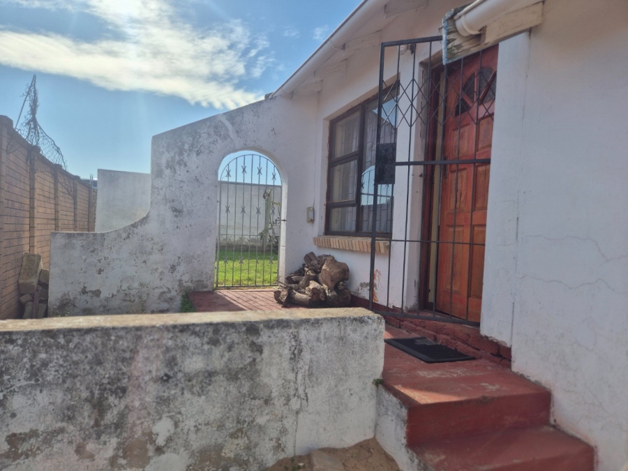 3 Bedroom Property for Sale in Kwadwesi Eastern Cape